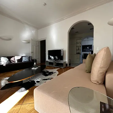 Historical Luxury Homes - Stadtvilla Mit Jacuzzi Und Garten Дом отдыха