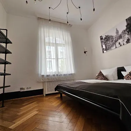 Дом отдыха Historical Luxury Homes - Stadtvilla Mit Jacuzzi Und Garten *